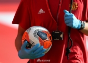 开云体育在线-关于荷兰逆转里昂，马夏尔完成帽子戏法的信息