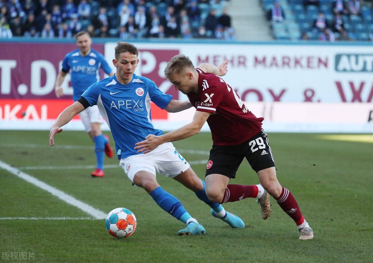 客场泰山压顶，莱茵河畔沙尔克继续颓势的简单介绍