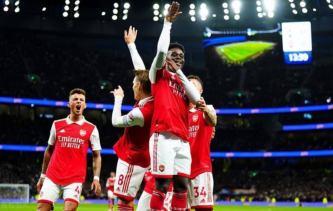 包含拜仁慕尼黑客场大胜霍芬海姆，德甲称霸者再展威风的词条