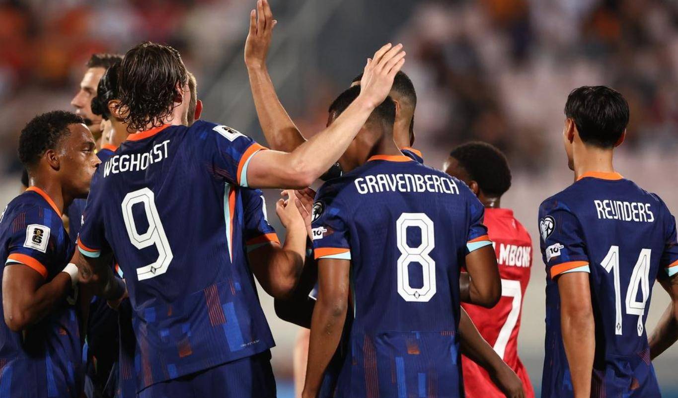 包含比利时险胜利物浦，德容三分雨点燃全场的词条