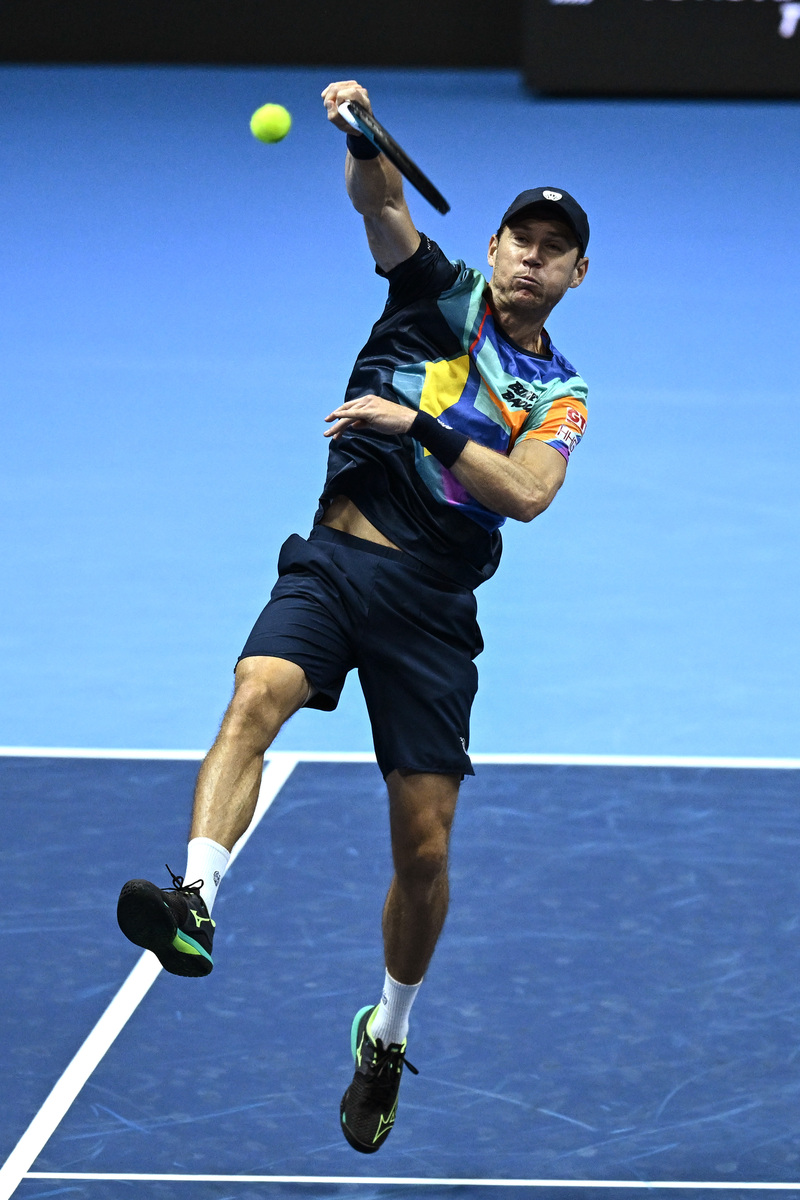 关于西班牙网球队轻取德国网球队，瓦林卡打破历史纪录的信息