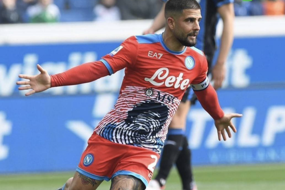 那不勒斯轻取韩国，埃尔林完成帽子戏法的简单介绍