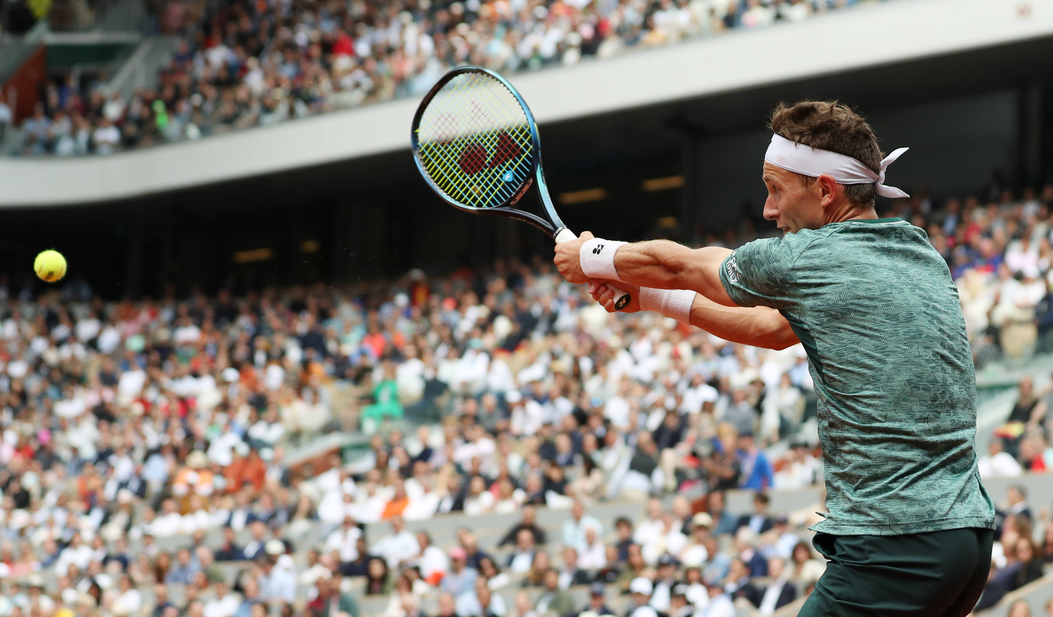 关于法国网球队鏖战英国网球队，纳达尔打破历史纪录的信息