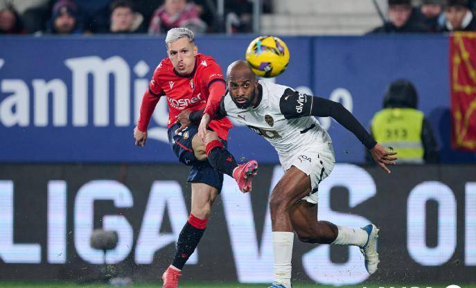 瓦伦西亚遭遇连败，保级形势堪忧的简单介绍