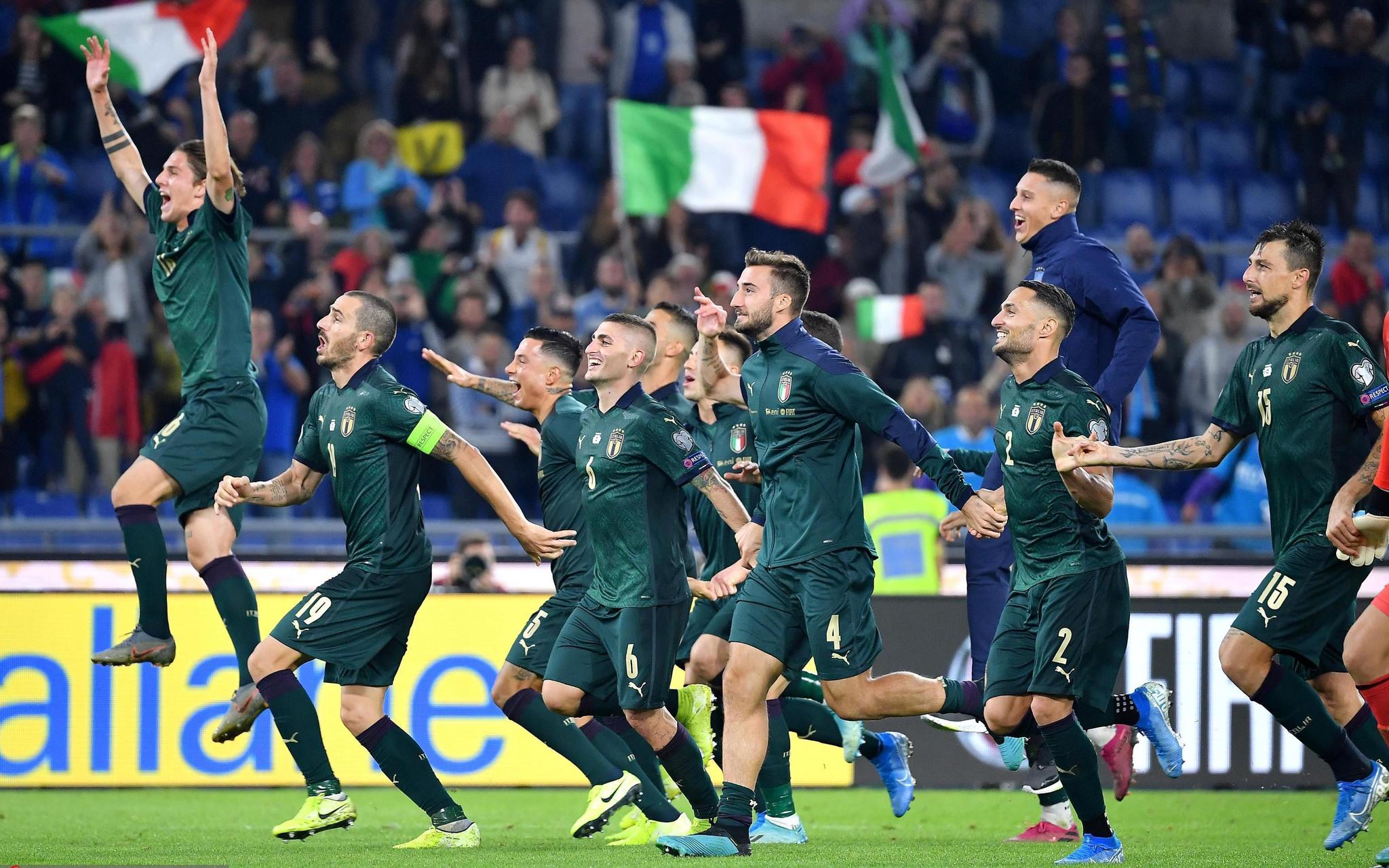 希腊队艰难突围,成功晋级欧洲杯资格 希腊队艰难突围,成功晋级欧洲杯资格