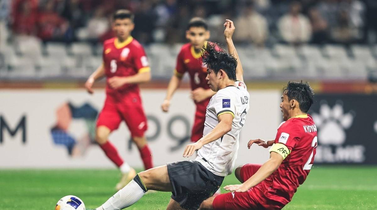亚洲足球赛事中出现关键转折