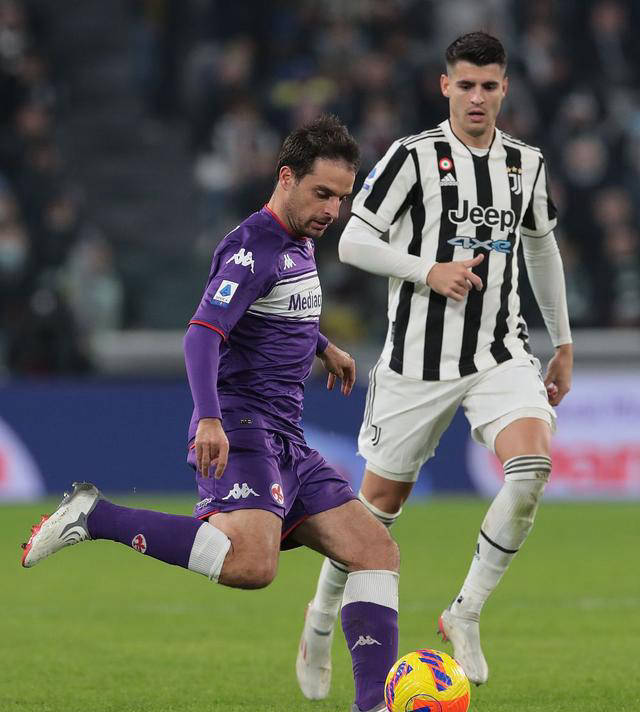 包含佛罗伦萨队逼平对手，积极表现的词条