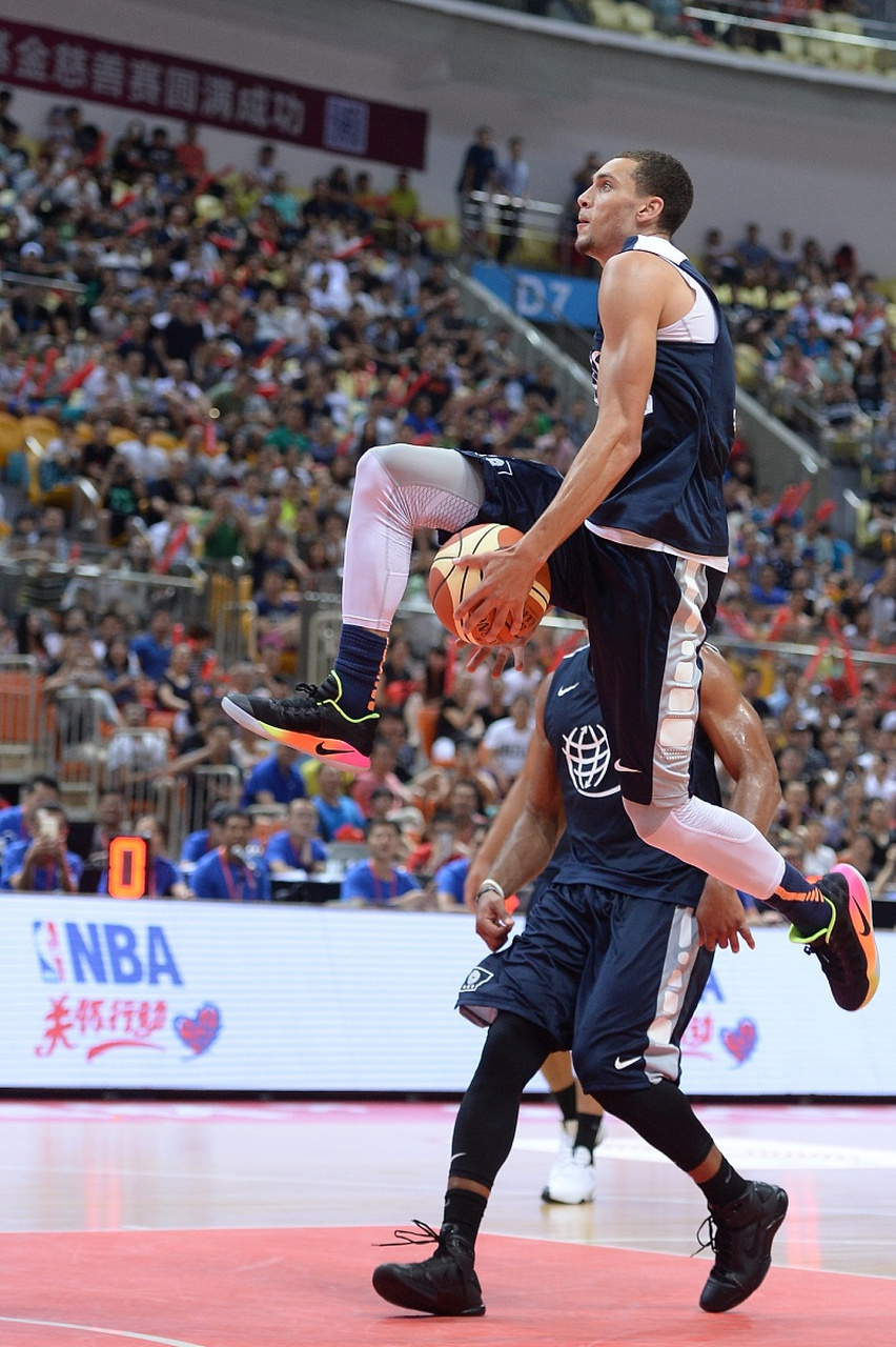 公牛主场击败活塞，拉文全面表现撼动对手的简单介绍