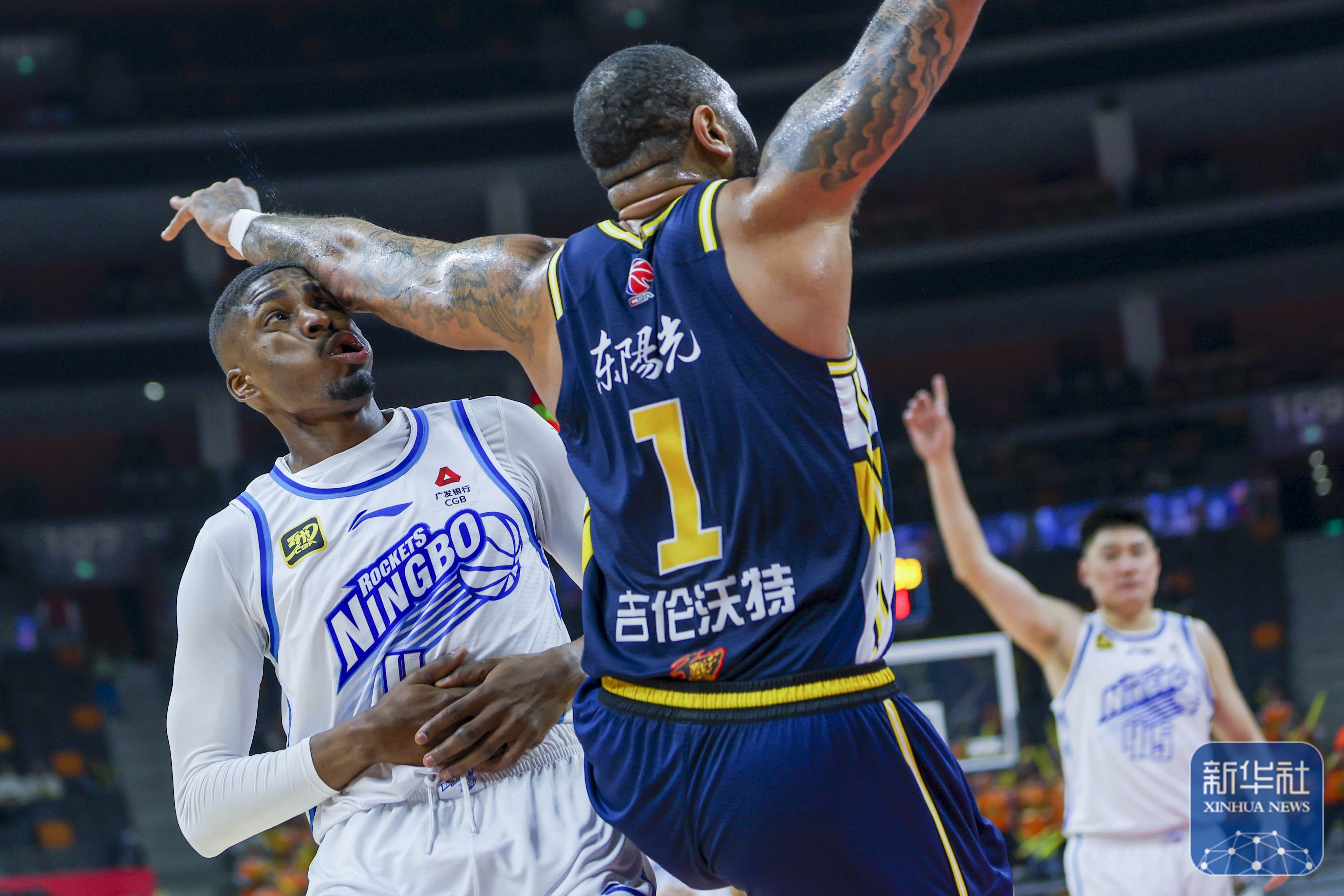 关于深圳队险胜吉林队，约基奇惊艳四座的信息